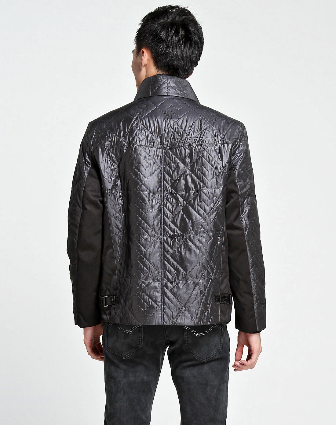 > 男装铁灰色棉服装