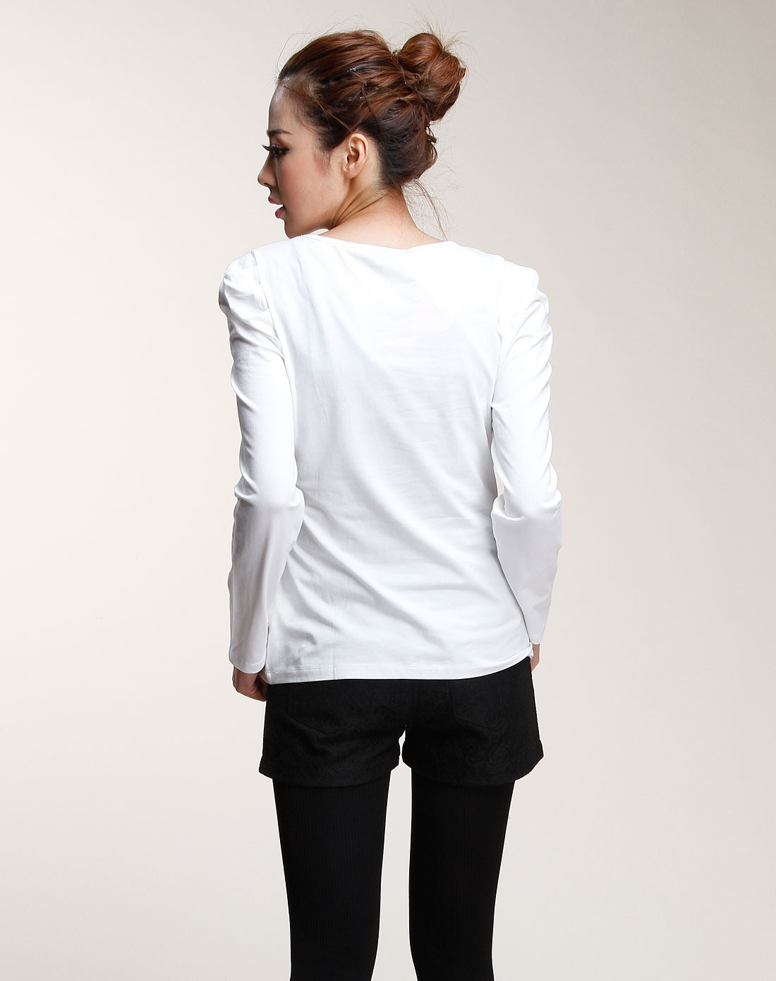 图案t恤长袖真的好吗 长袖t恤女卡通图案比专卖店便宜价格