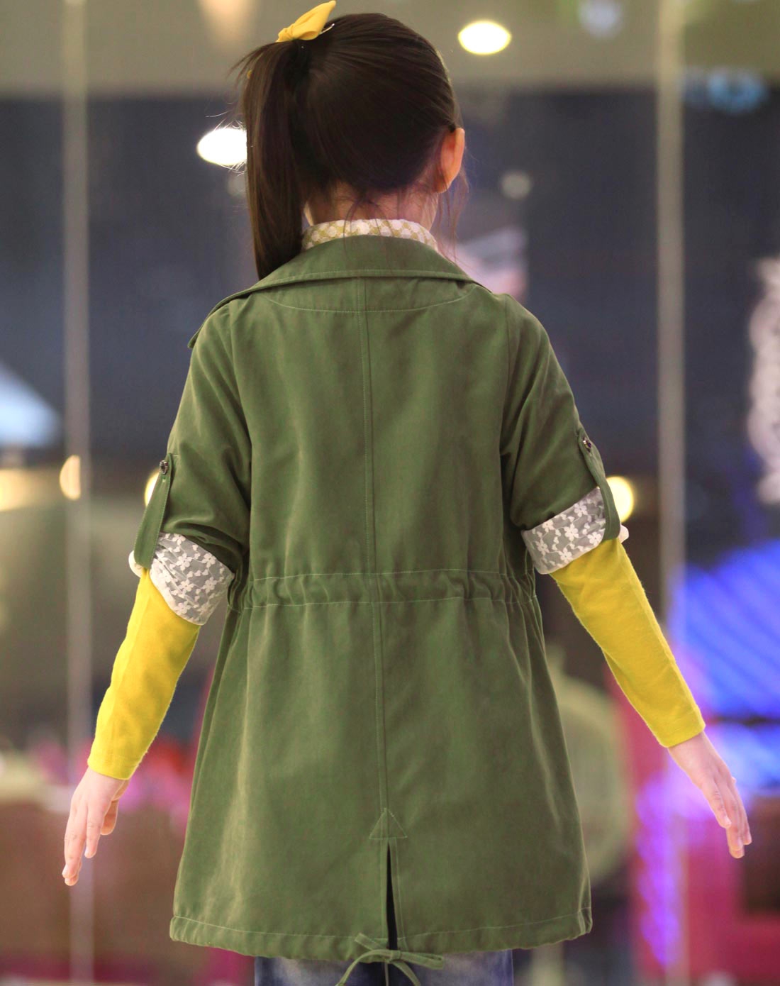 女童卡其绿风衣