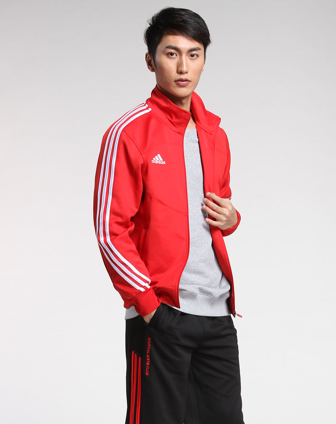 阿迪达斯adidas男装专场-男款红/白色时尚长袖弹性运动服