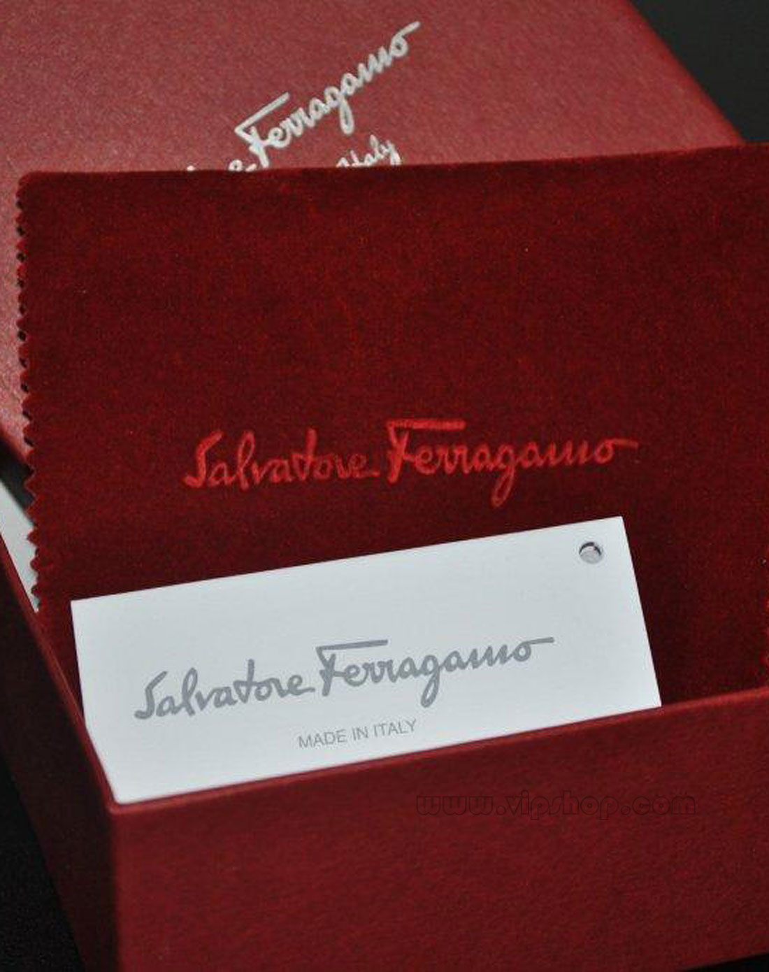 ferragamo中性尊贵logo标志金属钥匙扣淡粉/金色