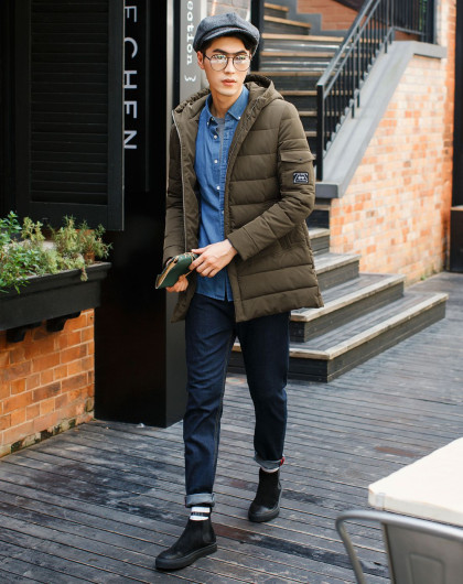 布衣传说茶咖色时尚袖子贴标长款连帽休闲棉衣