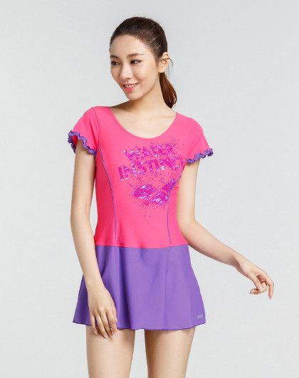 arena阿瑞娜 沙滩泳池运动休闲 女款连体泳衣