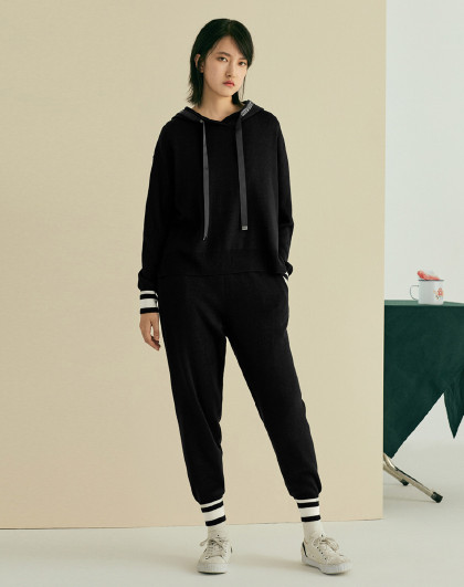 黑色运动套装女2018新款秋宽松短款连帽卫衣港味束脚运动裤太平鸟