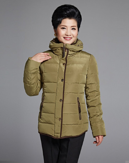 简狐妈妈装冬季清仓羽绒服中老年女装时尚外套