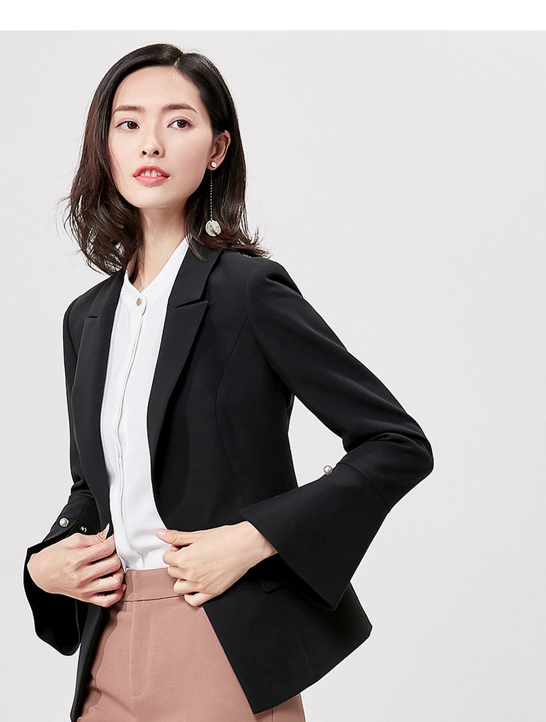 尚都比拉18秋装新款韩版短款纯色小西装外套休闲开叉喇叭袖女士西服