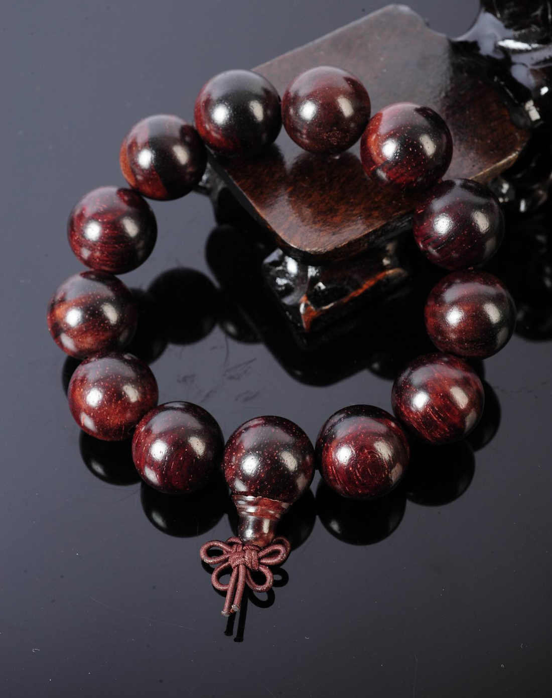 男款暗红色大叶紫檀手链