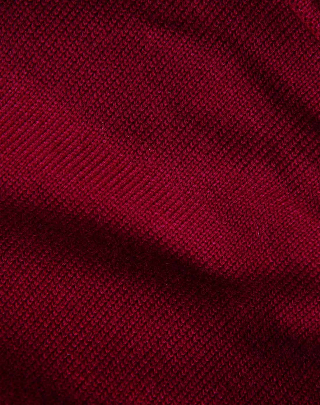 梅红色高领渐变色含羊绒针织衫
