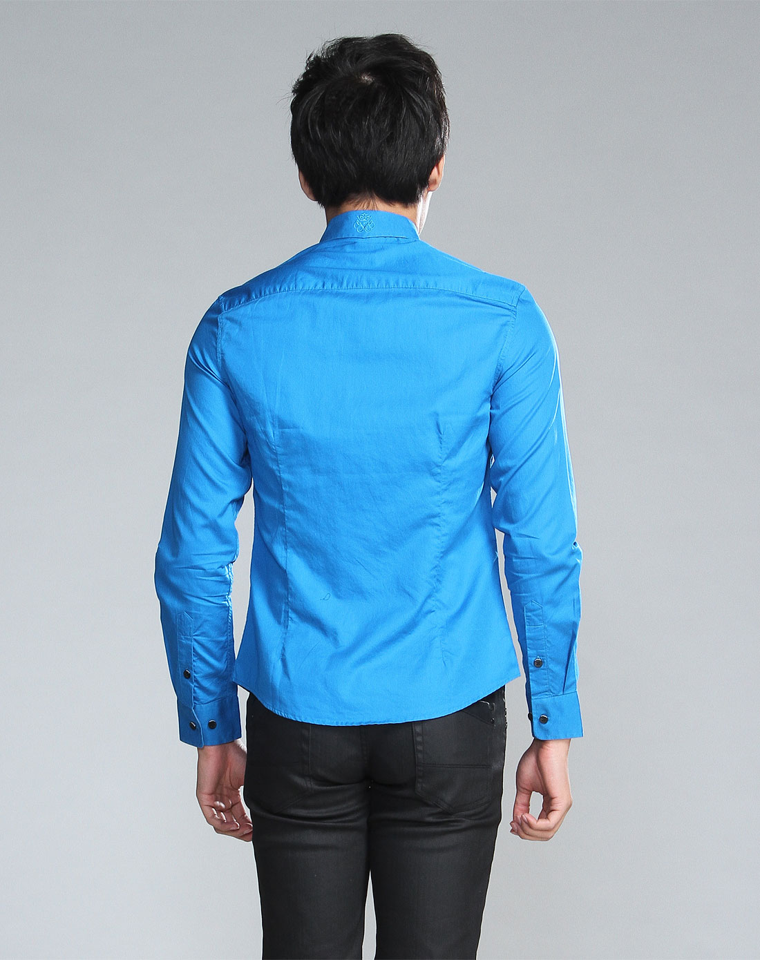 翠蓝色长袖净色撞密格布衬衫