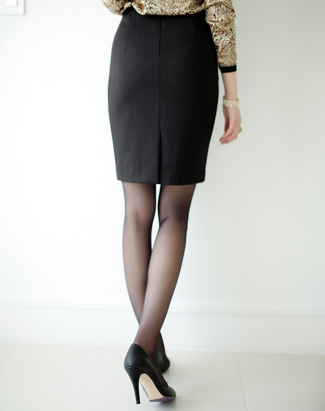 soneed 黑色西装半身裙