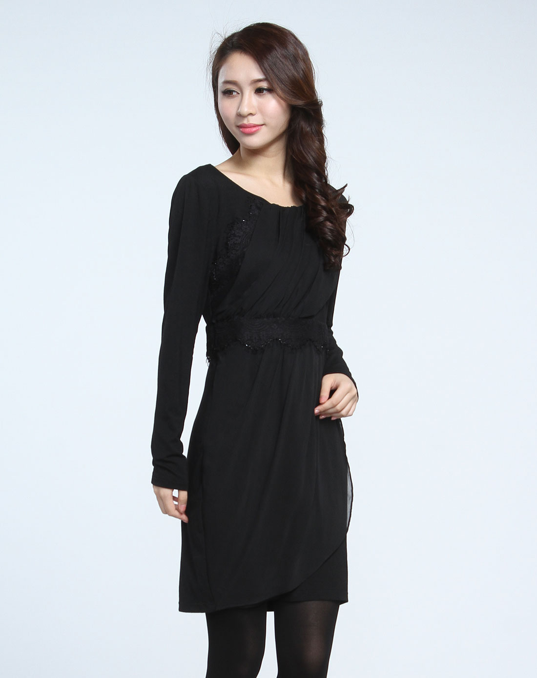 时尚蕾丝雪纺拼接黑色长袖连衣裙