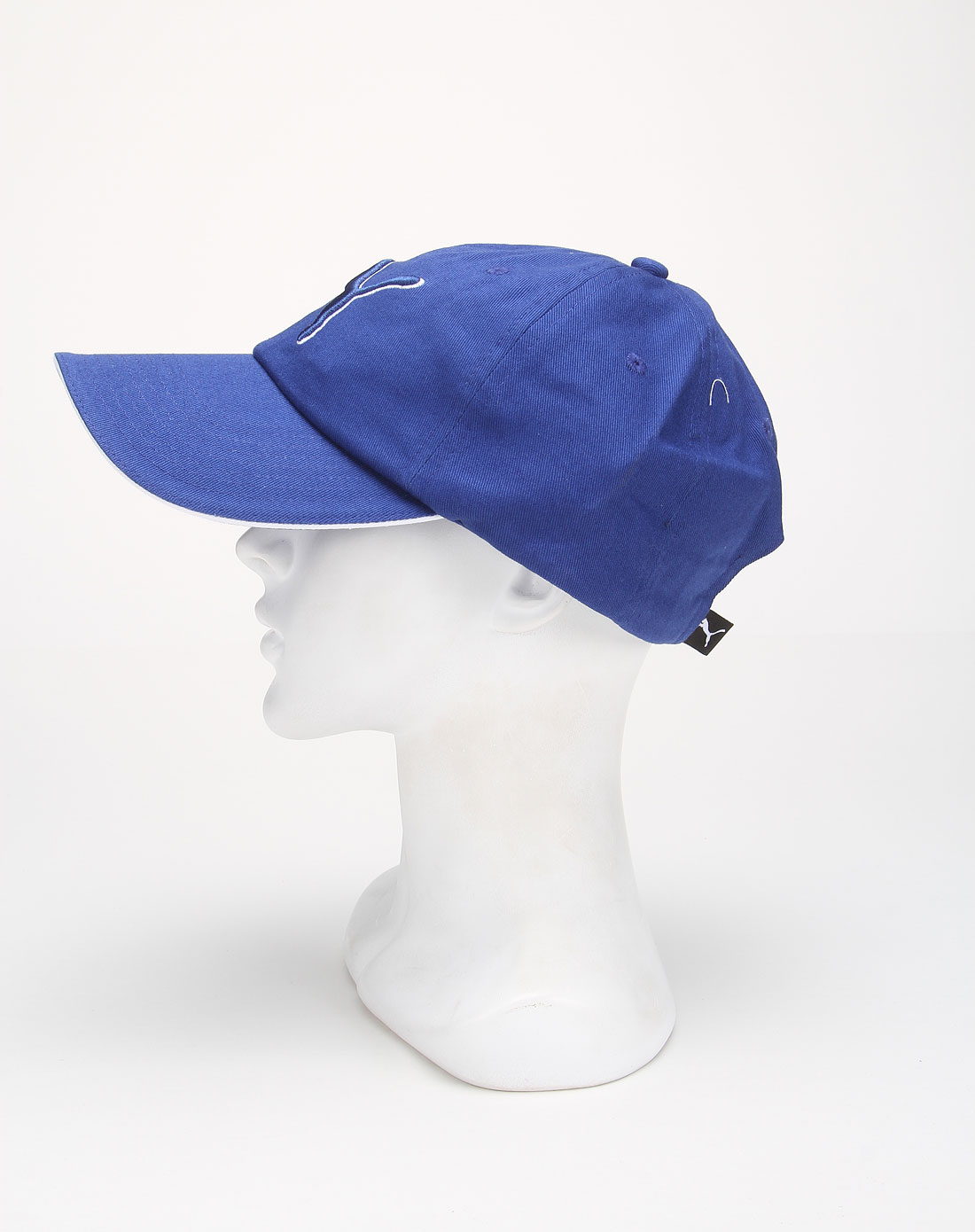 中性款绣logo深蓝色帽子