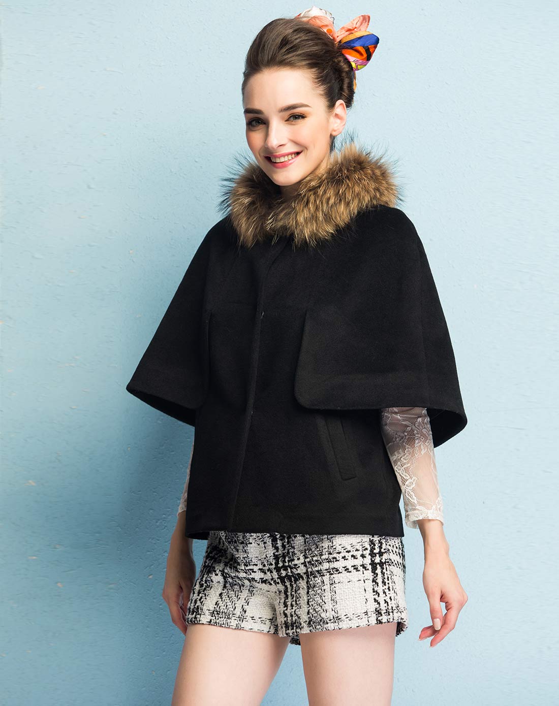黑色蝙蝠袖奢华貉子领上衣
