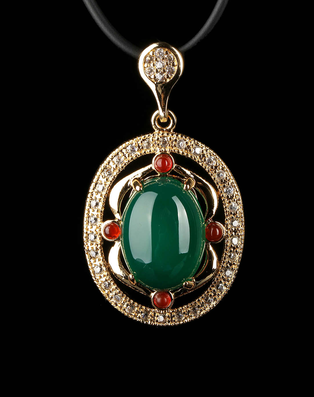 绿红玛瑙椭圆形镶嵌个性吊坠金色款附证书