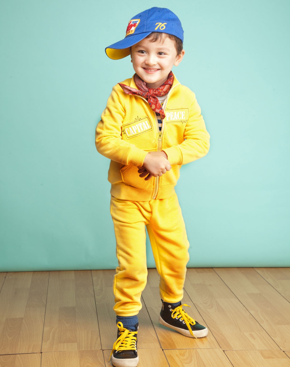 欧梦达euro kids男女童男童黄色寻宝游戏经典款运动套装032021-l1