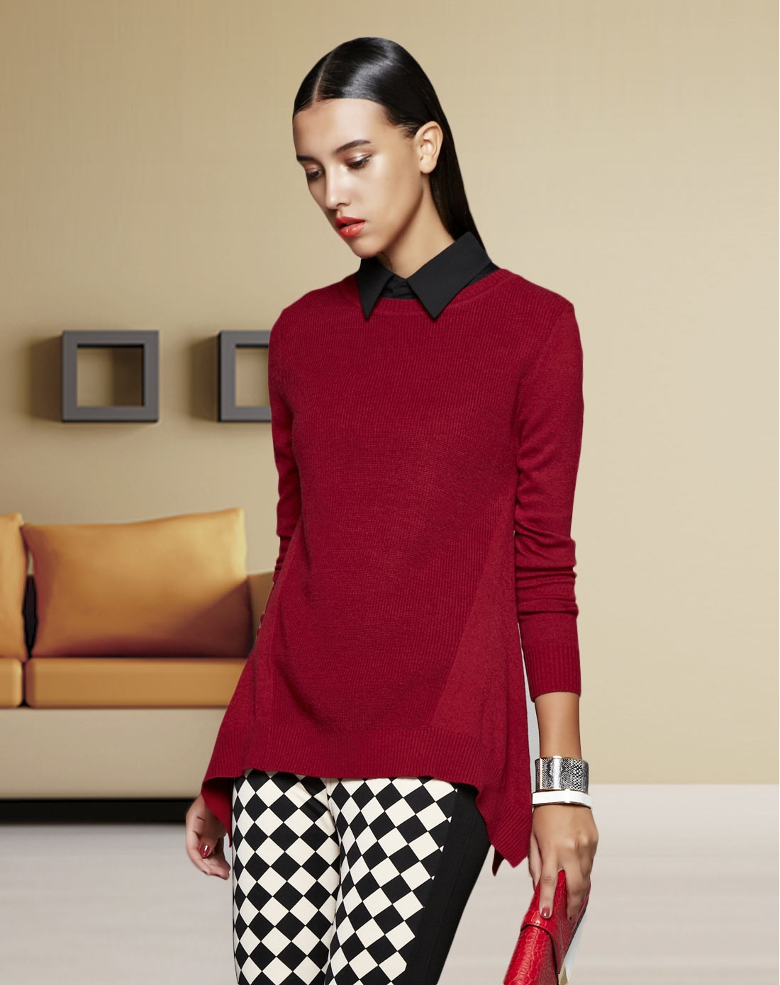 女士枣红色时尚保暖毛衣