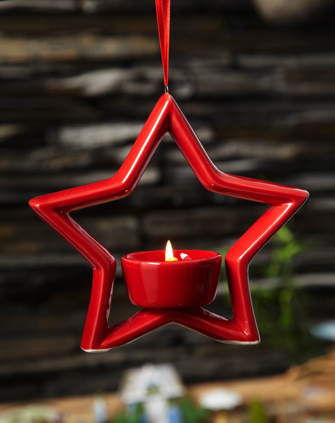 五角星镂空陶瓷个性烛台(红色)