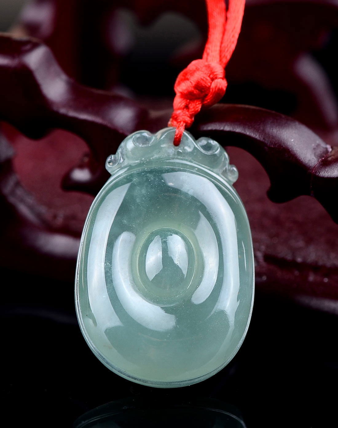 天然翡翠冰种厚庄如意头挂件