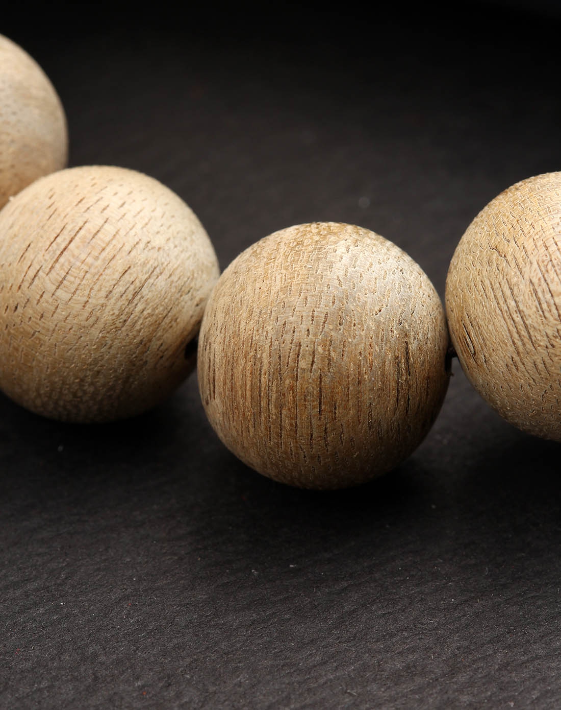 精选好油线 天然越南惠安沉香手链