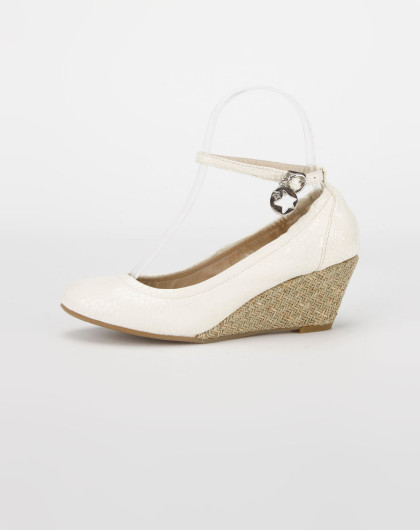 白色蛇纹羊皮坡跟鞋