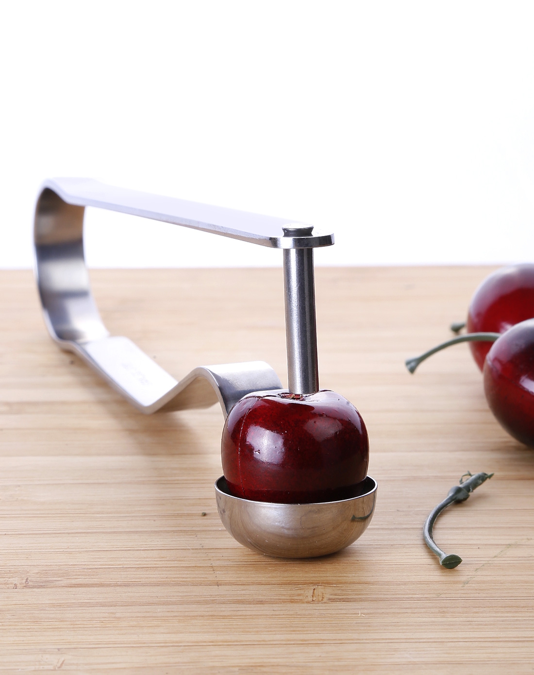 简易式樱桃去核器