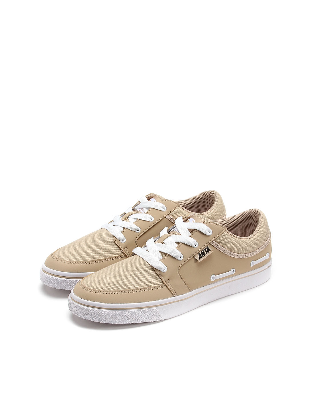 男款浅卡其色休闲板鞋 轻便舒适时尚活力