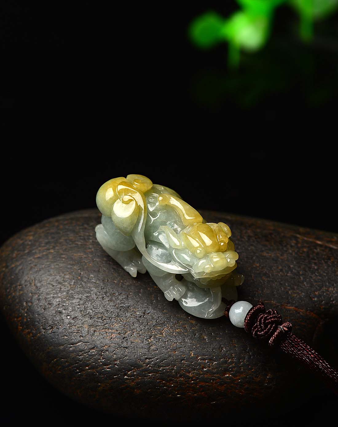 天然a货糯种飘黄貔貅吊坠