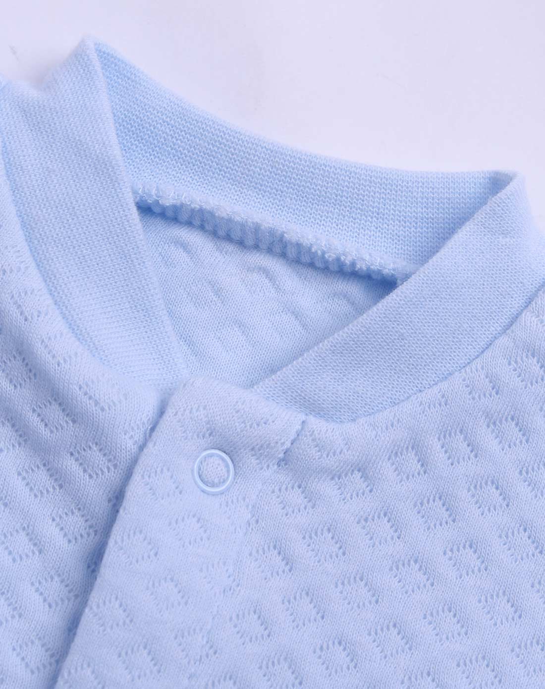 中性浅蓝色纯色时尚长袖内衣