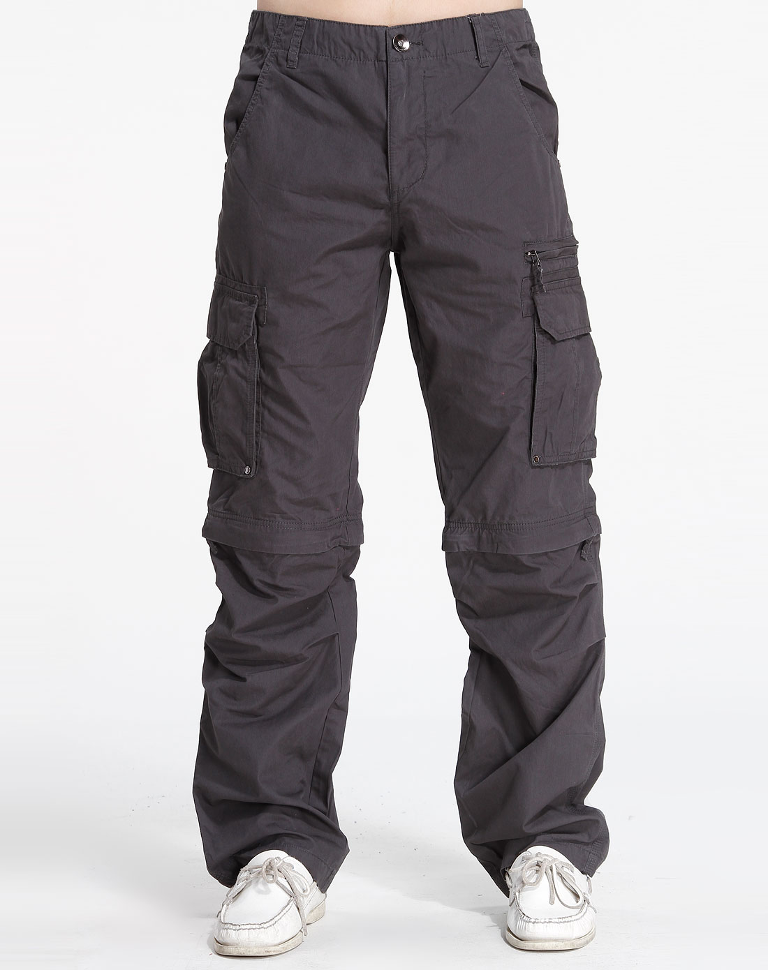 深灰色双侧袋休闲长裤