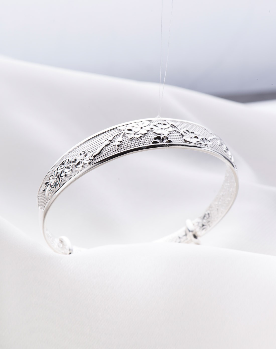 暗香走马圈设计999千足银梅花纹手镯