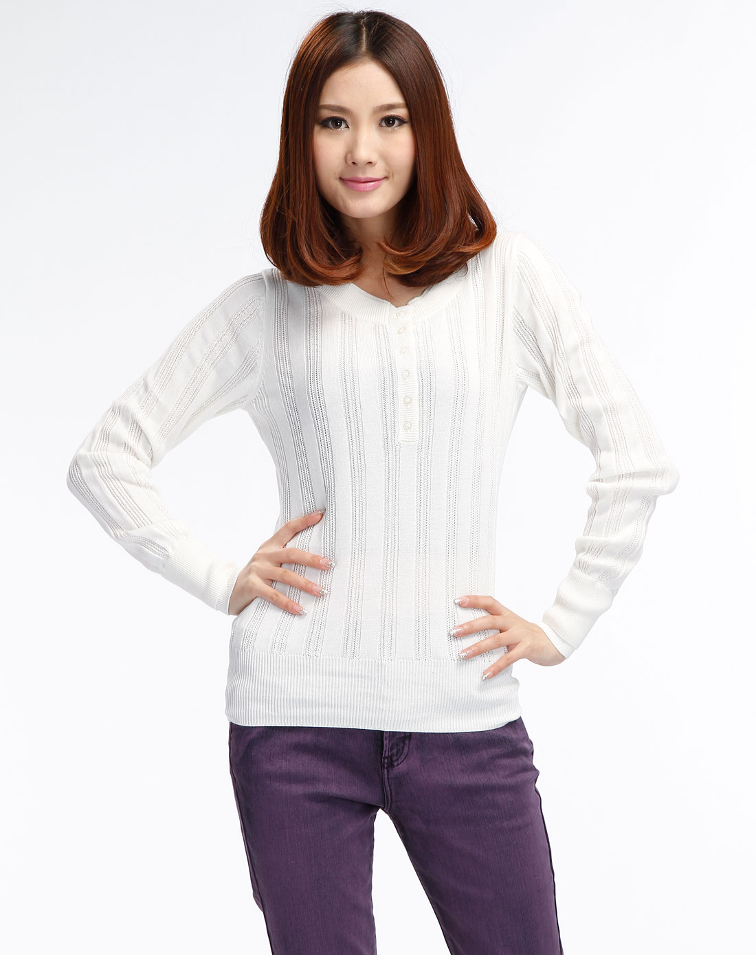 奶白色肌理感长袖毛衫