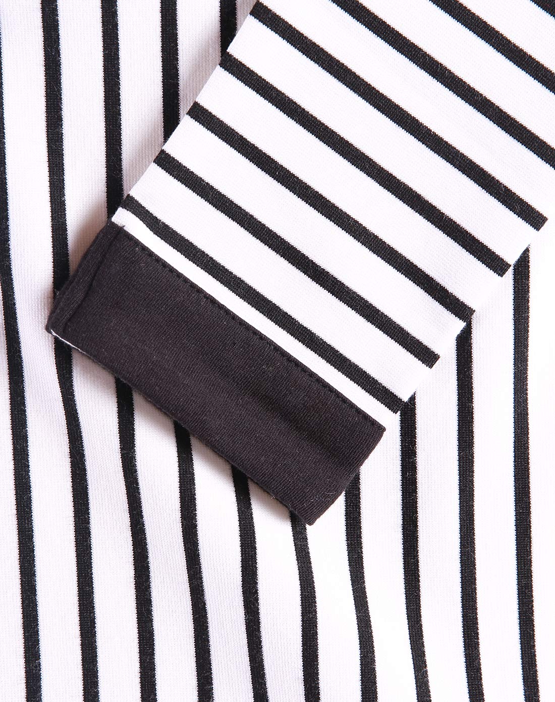 女童白色横条长袖t恤类