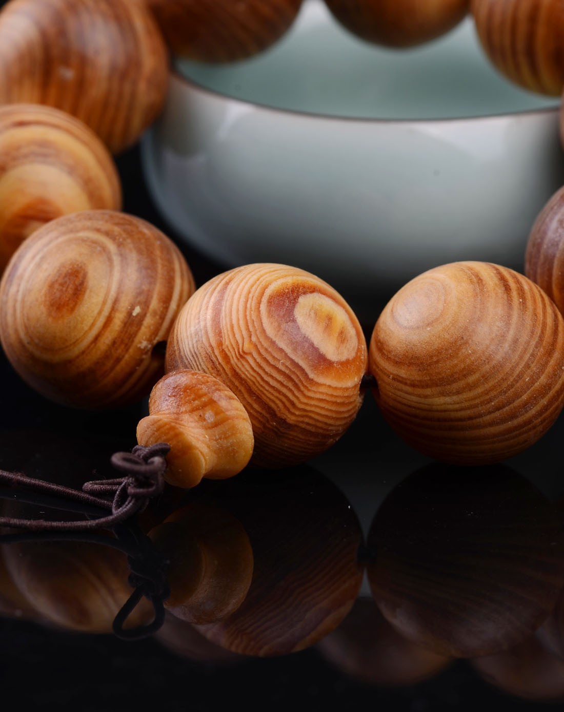 天然帝王血龙木大手珠