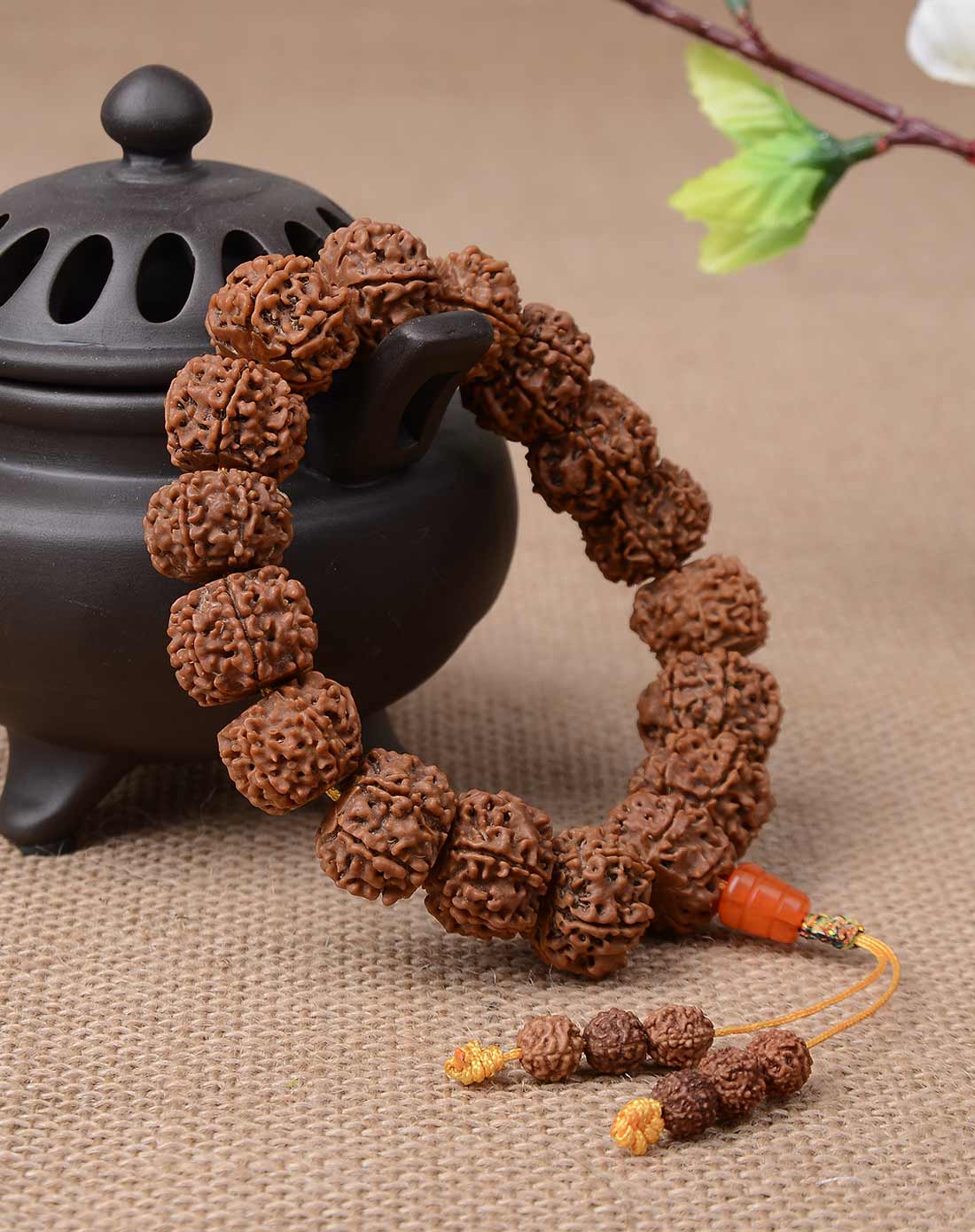 精选天然六瓣金刚菩提鼓形手串