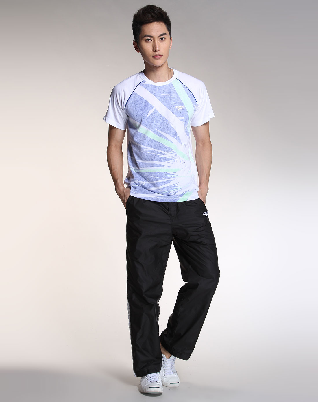 速比涛speedo-男款白/紫兰/绿色圆领短袖t恤