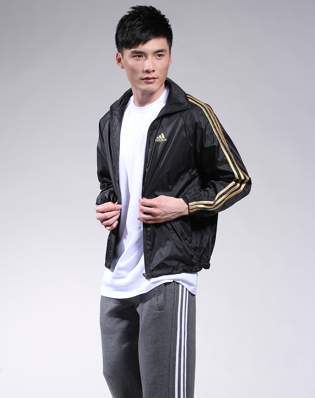 阿迪達斯adidas男裝專場-bmi adidas黑/金色翻領拉鍊長袖運動上衣