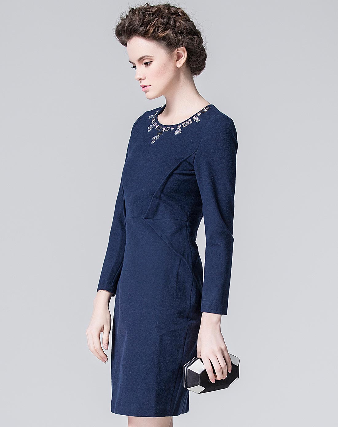 暗蓝色长袖气质修身连衣裙