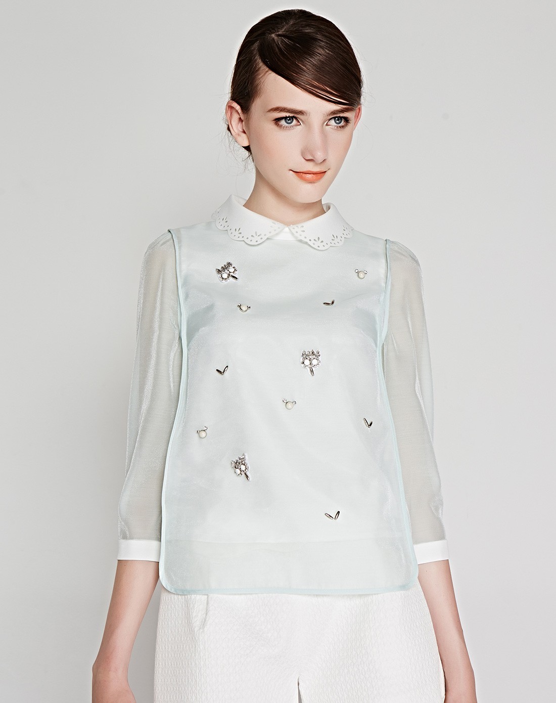 浅绿彼得潘领娃娃衫亮丝纱上衣