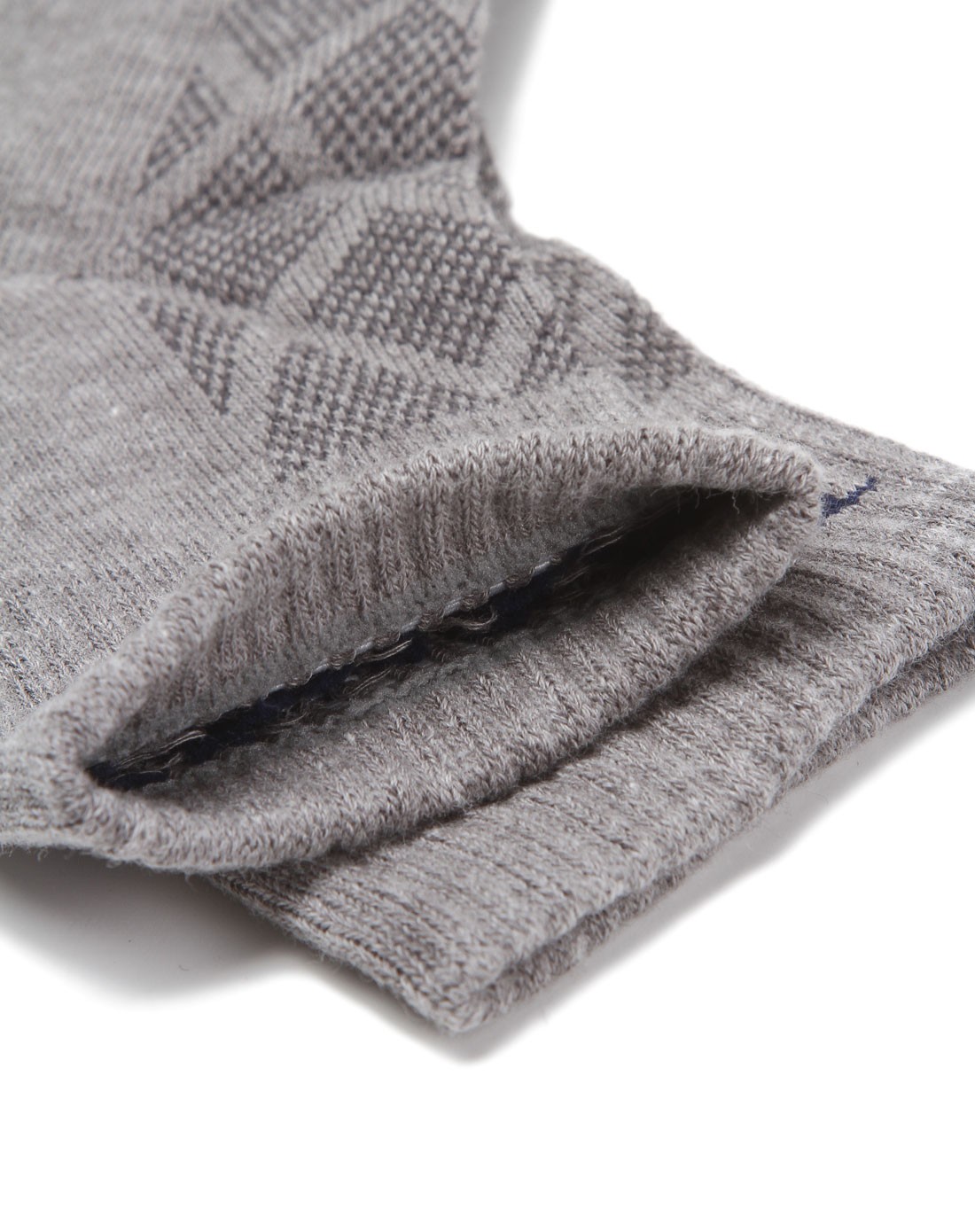 男款浅灰色袜子 透气舒适柔软