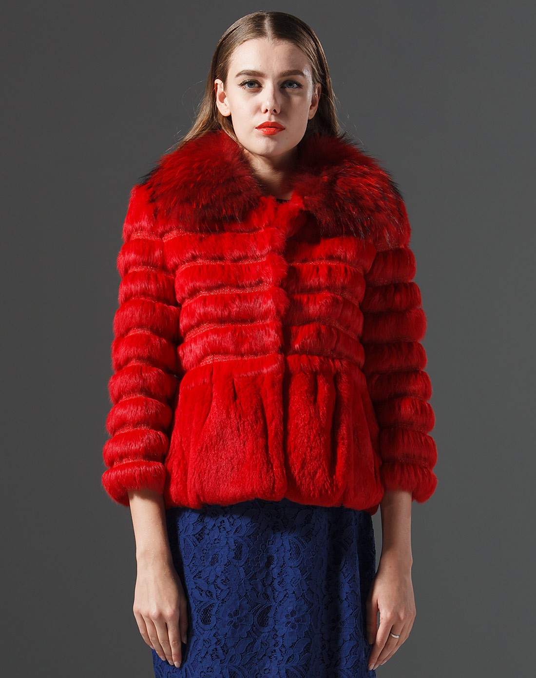 女款火红色兔毛皮草