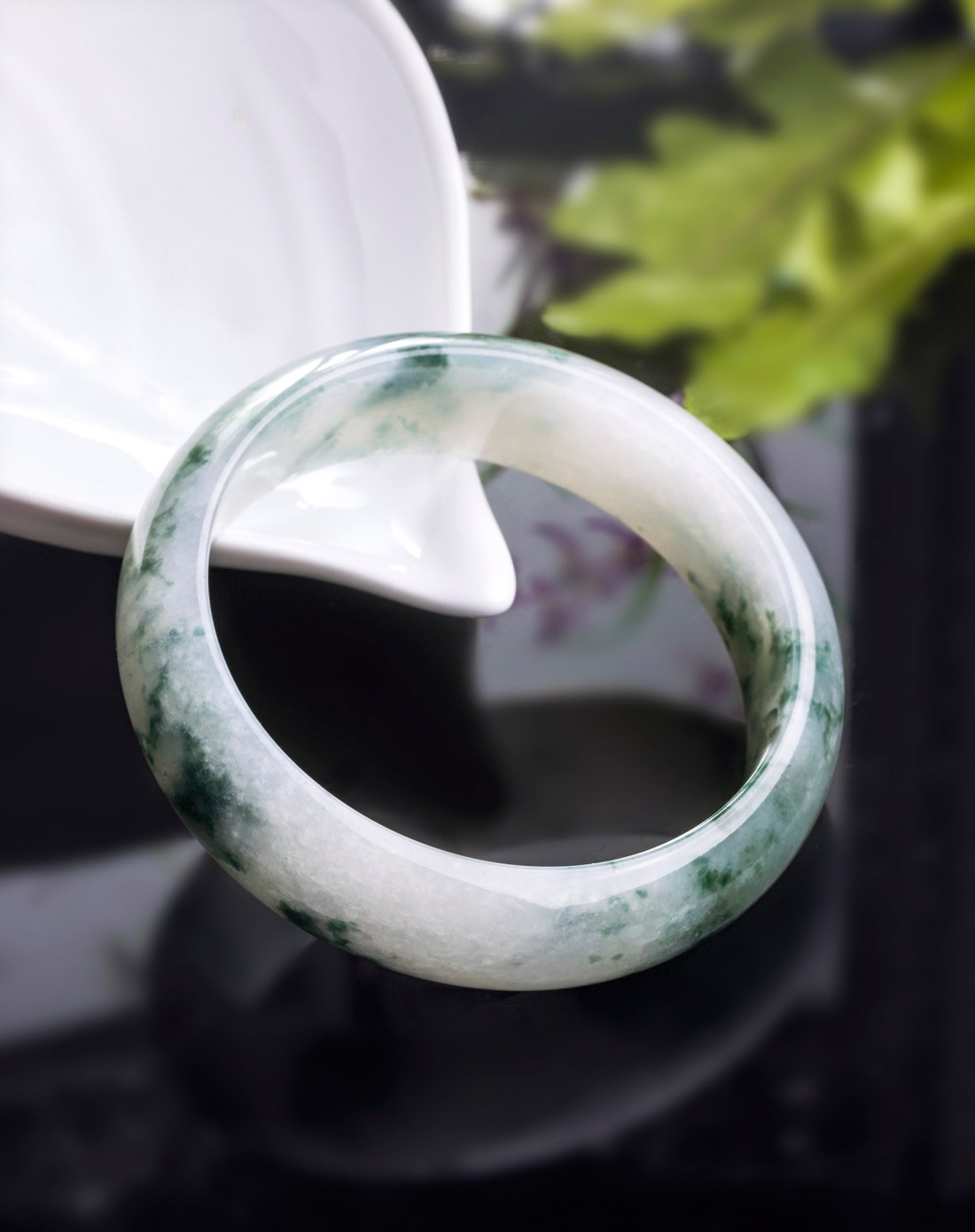 55mm高档冰糯起胶飘蓝花圆形完美手镯天然a货翡翠(附国检证书)