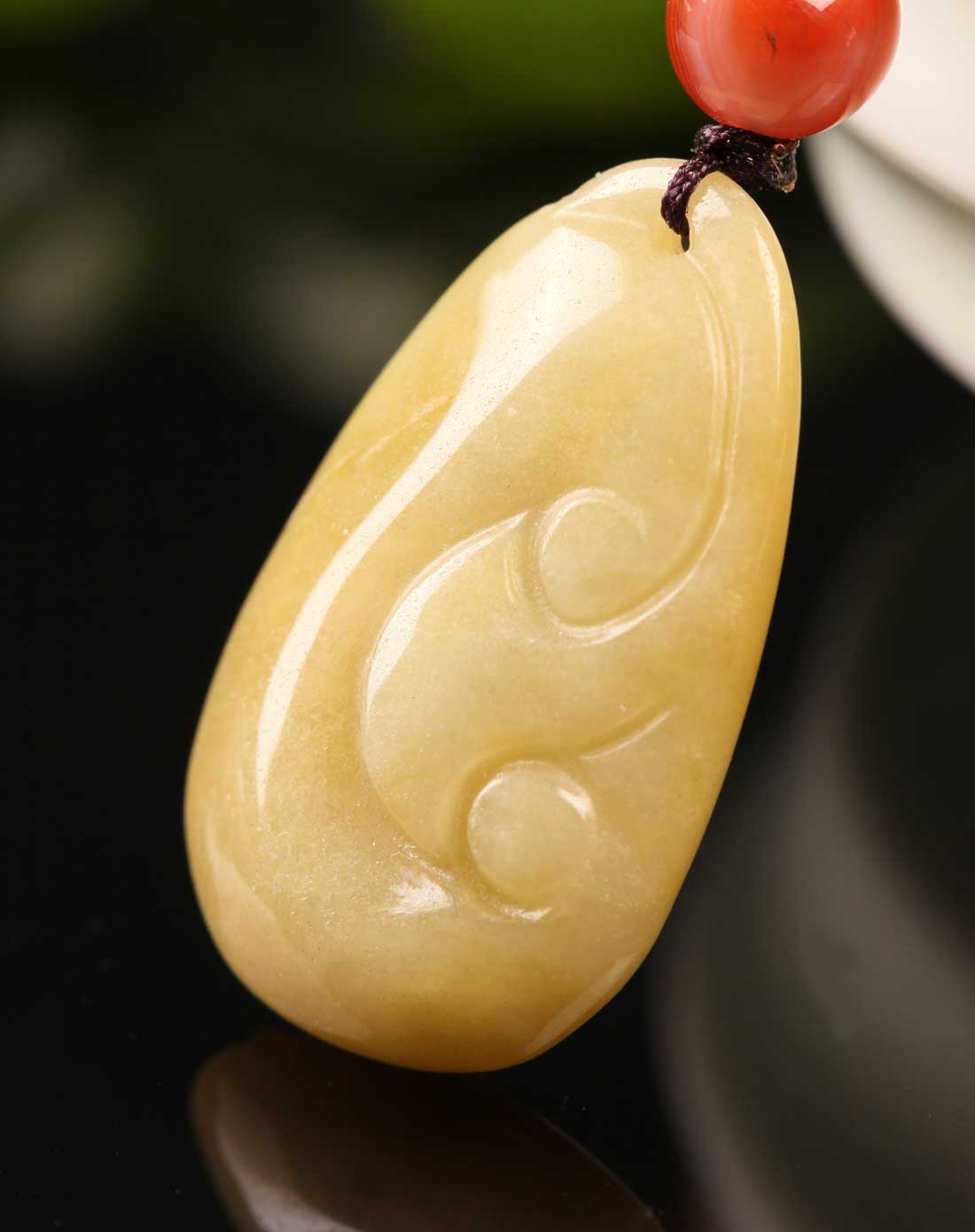 翡翠精品黄翡吊坠