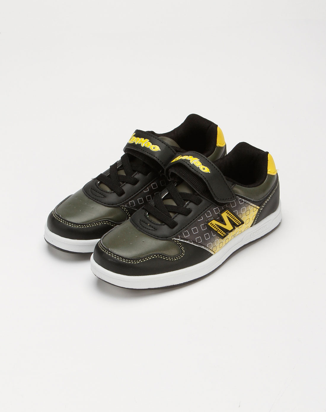 男童军绿/卡其/黑色时尚m字休闲鞋