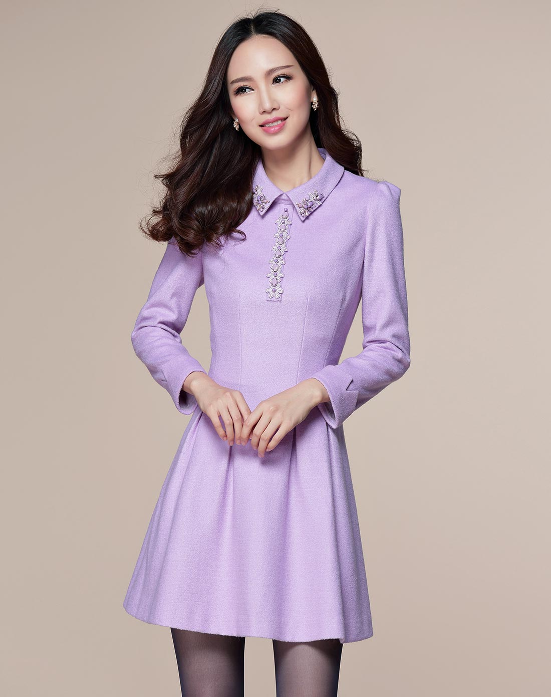 深紫色立体花装饰手工钉珠太阳摆长袖连衣裙