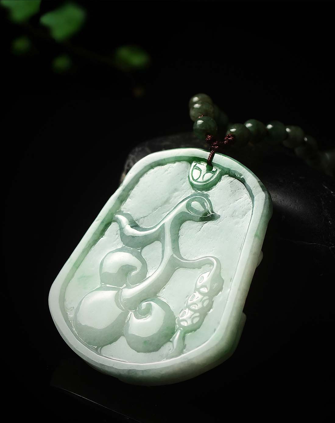 天然a货飘蓝花饱满金玉满堂翡翠吊坠