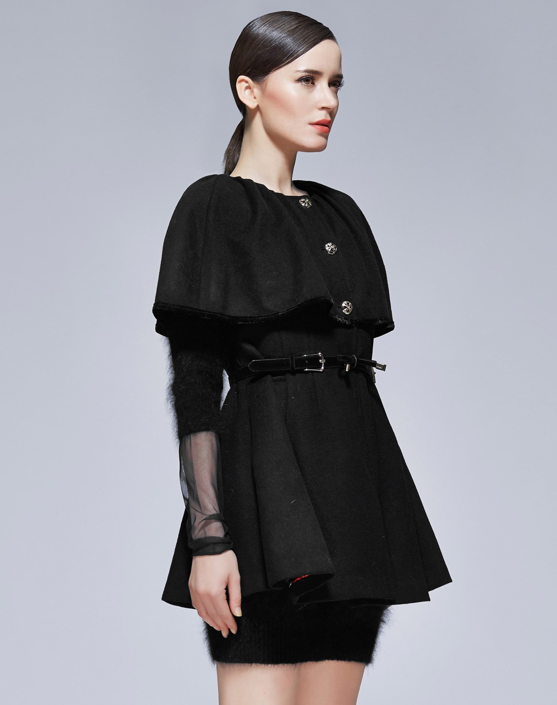 黑色英伦披肩百搭羊毛呢大衣