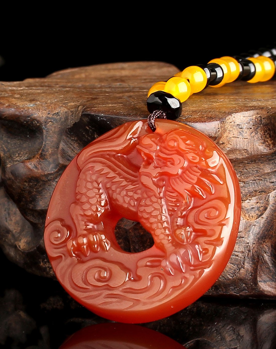 麒麟3a级黑黄玛瑙坠红色玛瑙麒麟项链