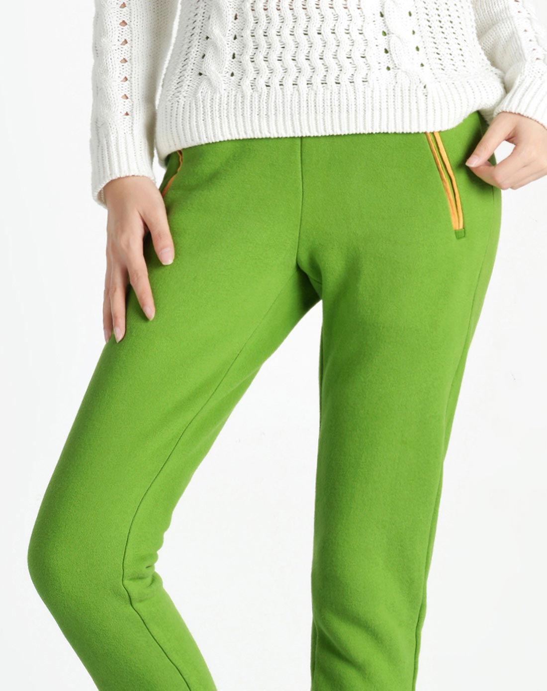 果绿色运动系列加绒小脚哈伦裤