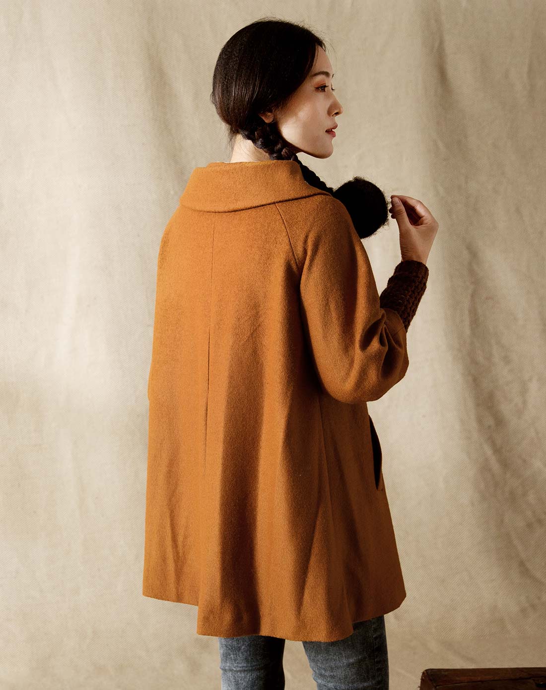 暗橙色翻领宽松含羊毛毛呢外套