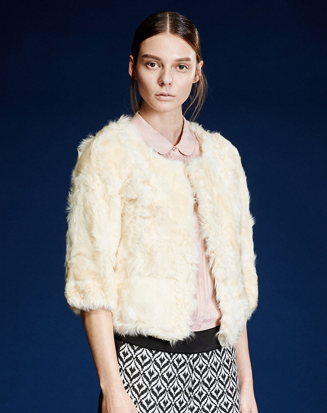 米白色时尚小羊毛皮草